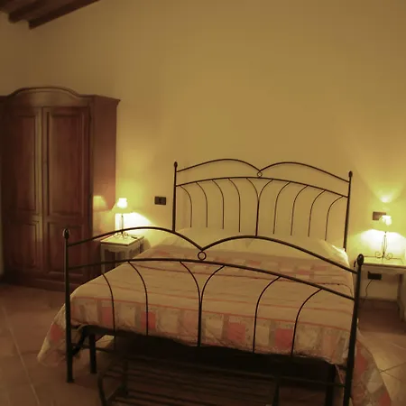 Pisa Holidays Couette-café Arena Metato