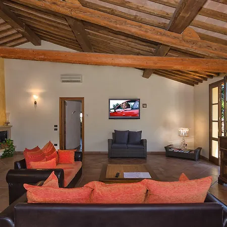 Pisa Holidays Couette-café 3*